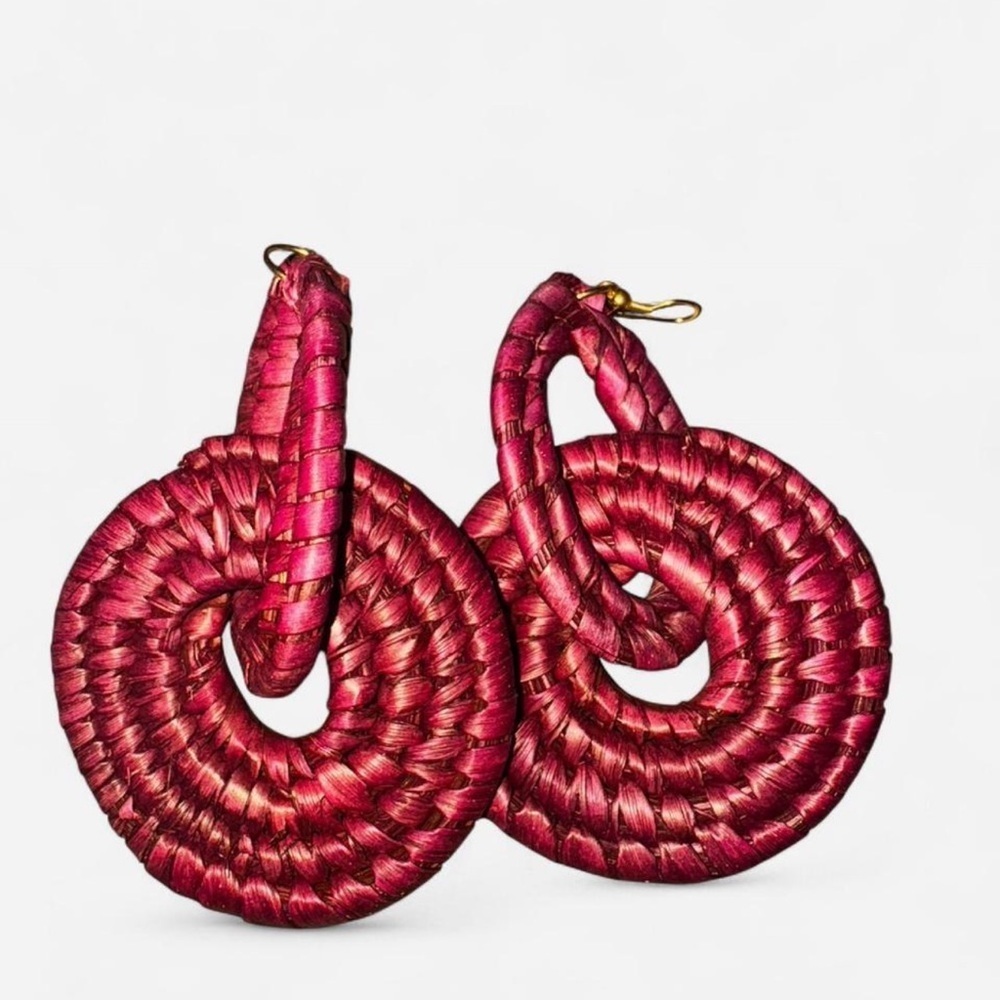 Chic Fuchsia Woven Earrings